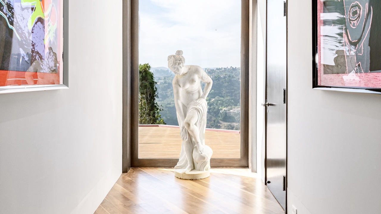 Photo of Others in Bel Air