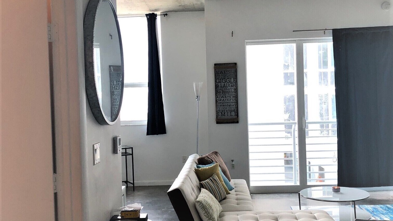 Photo of Livingroom in Downtown Miami