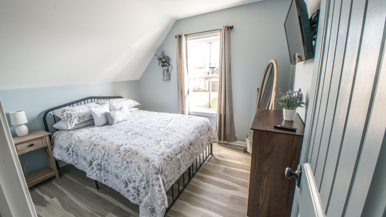 Photo of Bedroom in Cheektowaga