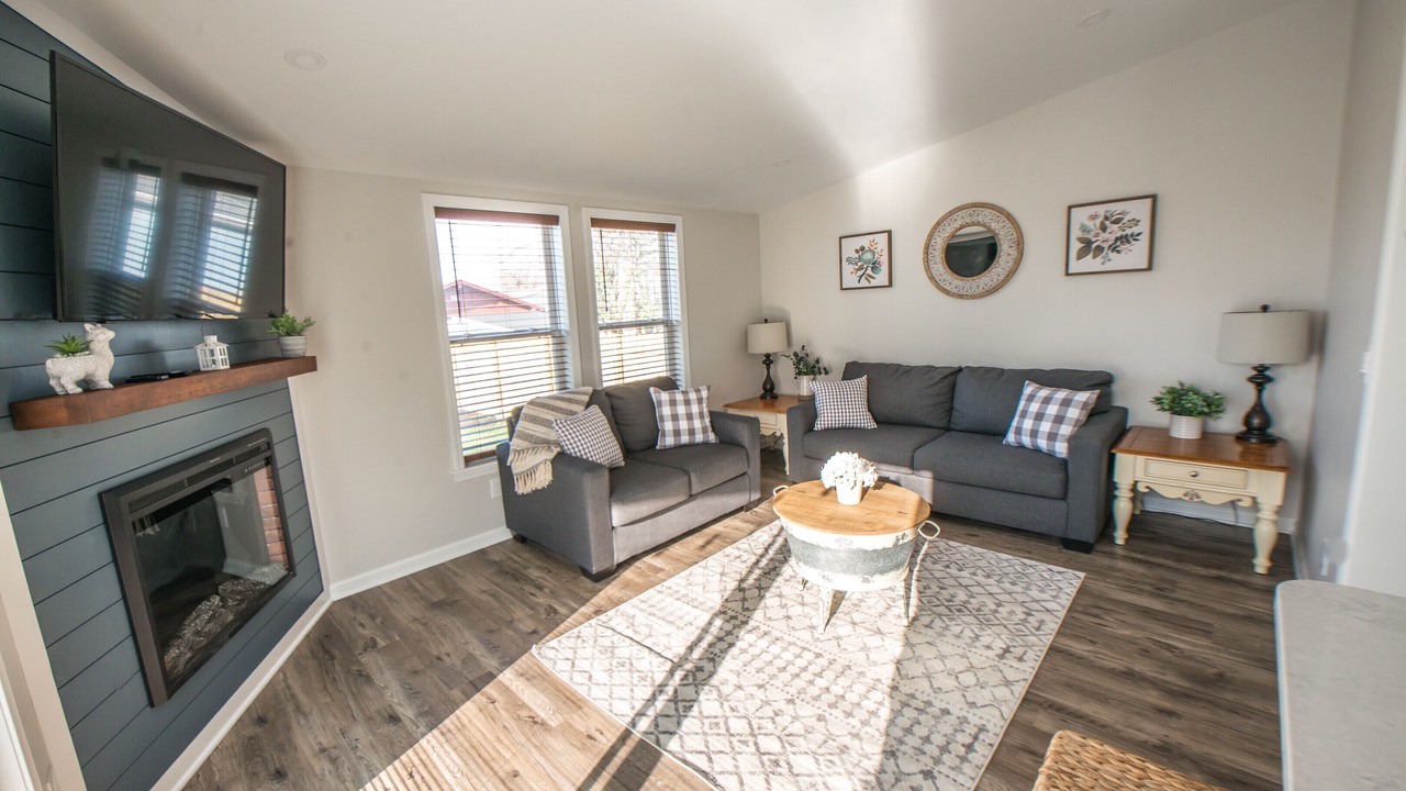 Photo of Livingroom in Cheektowaga