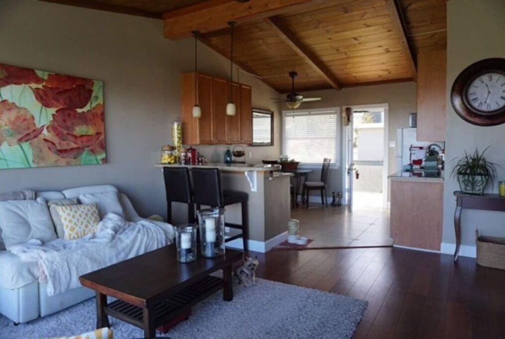 Photo of Livingroom in Callender
