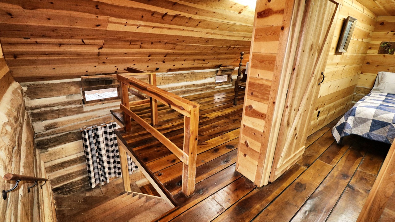 Photo of Bedroom in Killen