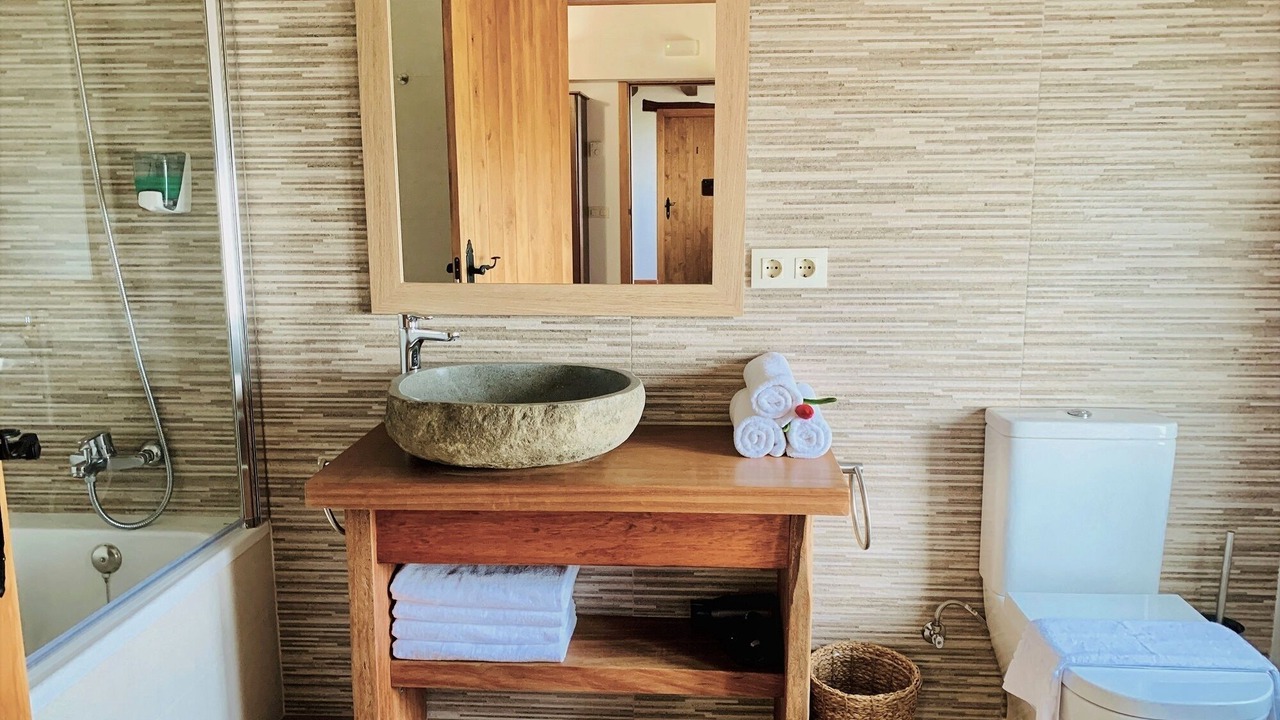 Photo of Bathroom in Vallcanera