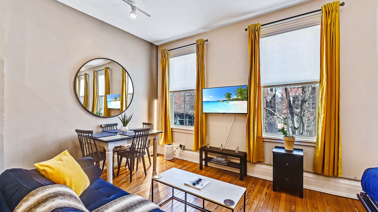 Photo of Livingroom in Beacon