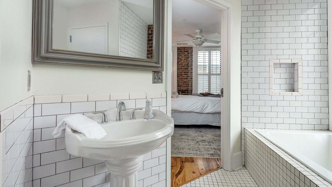 Photo of Bathroom in Central City