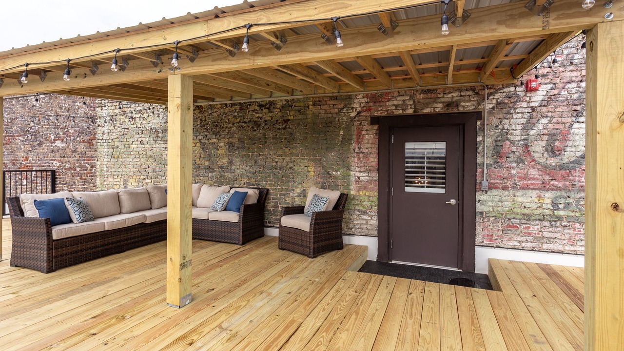 Photo of Patio Balcony in Central City