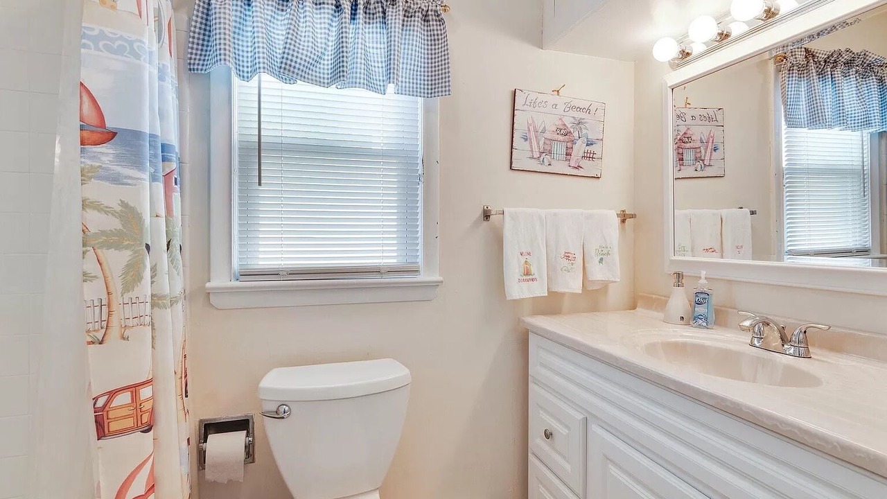 Photo of Bathroom in Ocean Grove