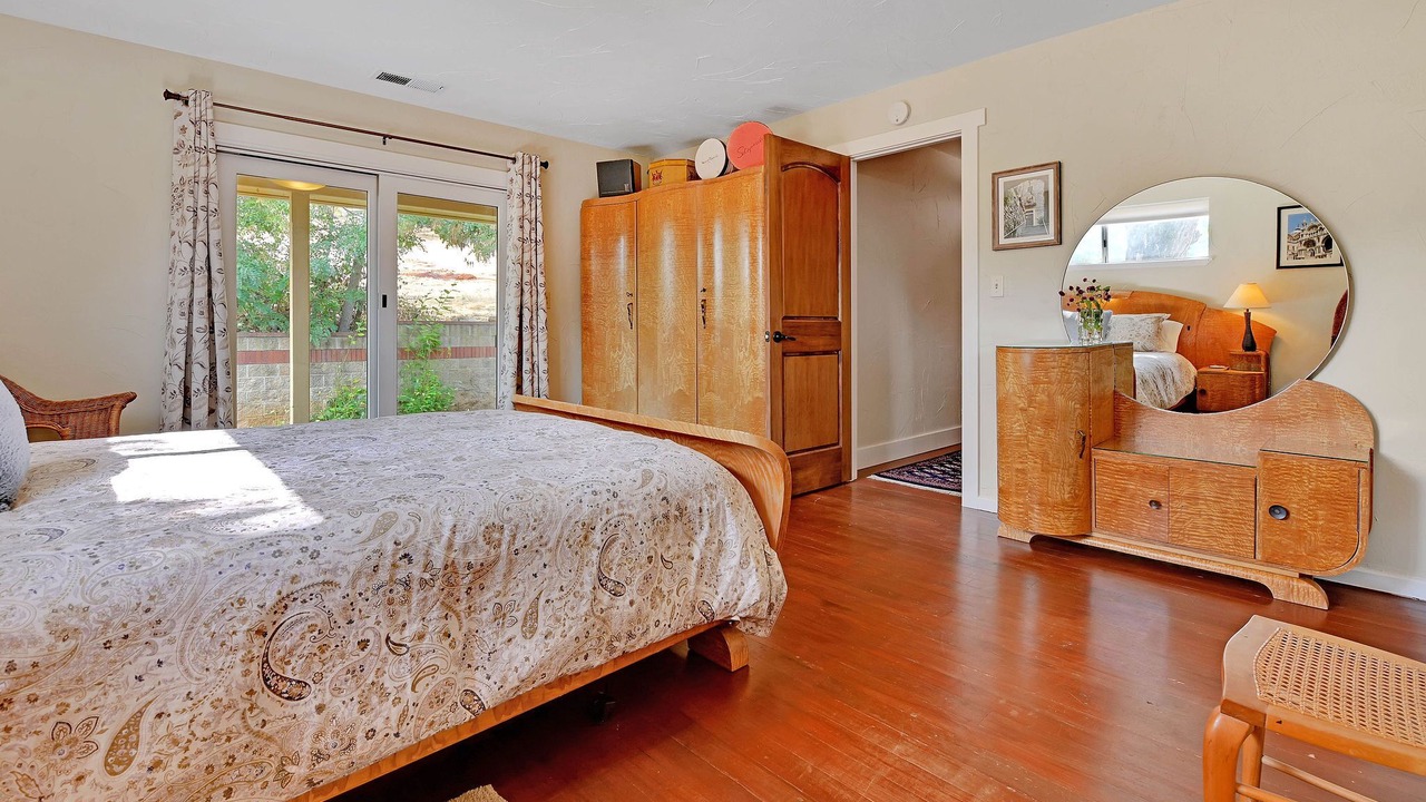 Photo of Bedroom in Murphys