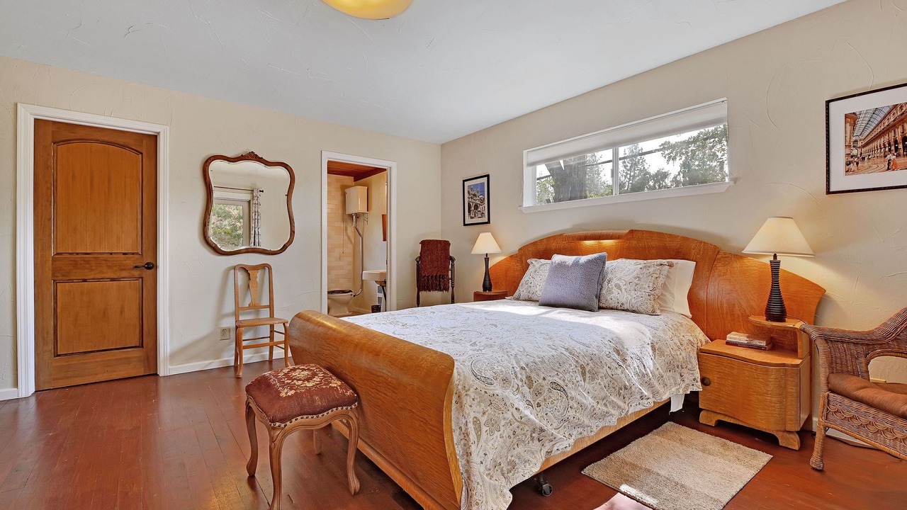 Photo of Bedroom in Murphys