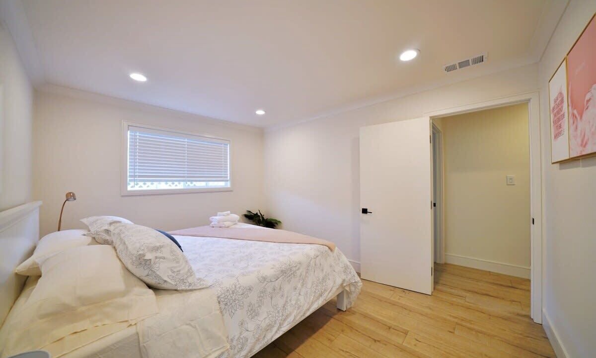 Photo of Bedroom in Redwood City