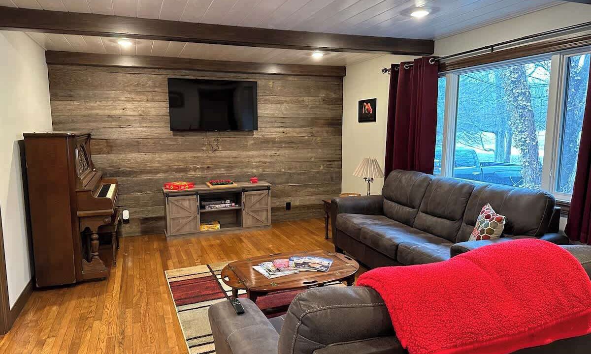 Photo of Bedroom in Ashtabula