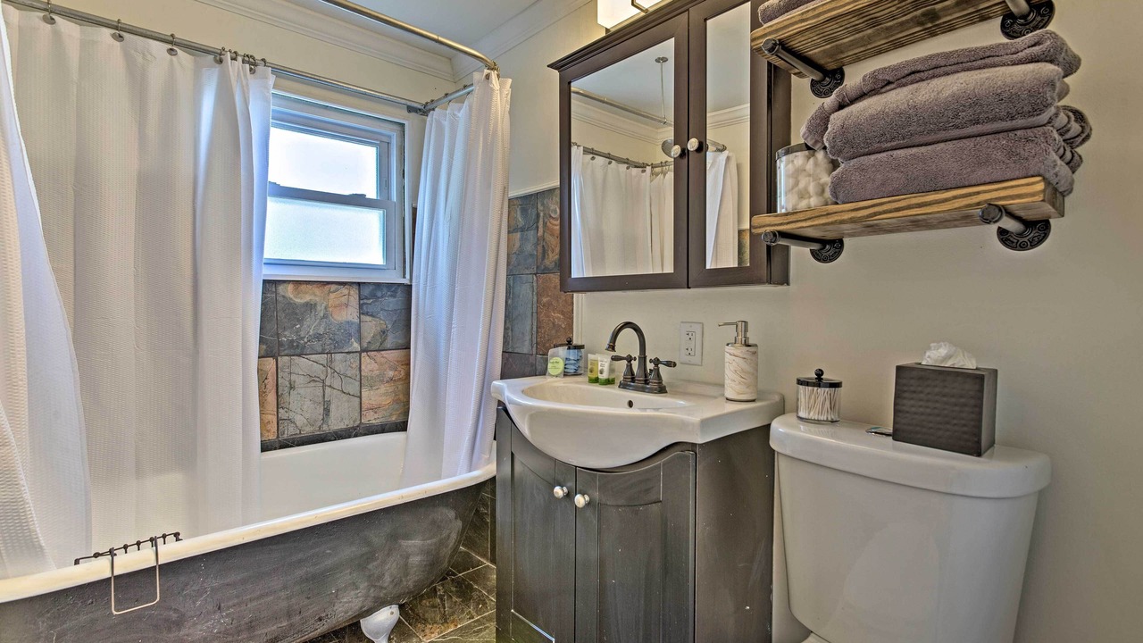 Photo of Bathroom in Highland Falls