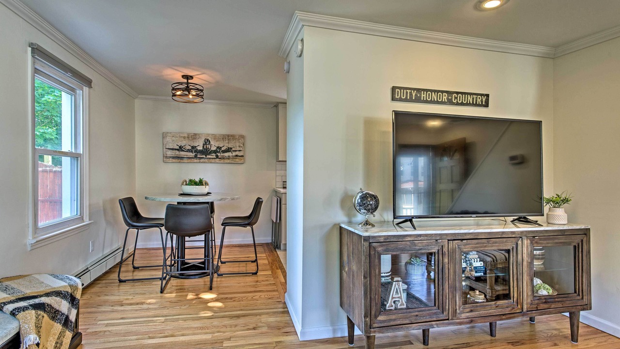 Photo of Livingroom in Highland Falls
