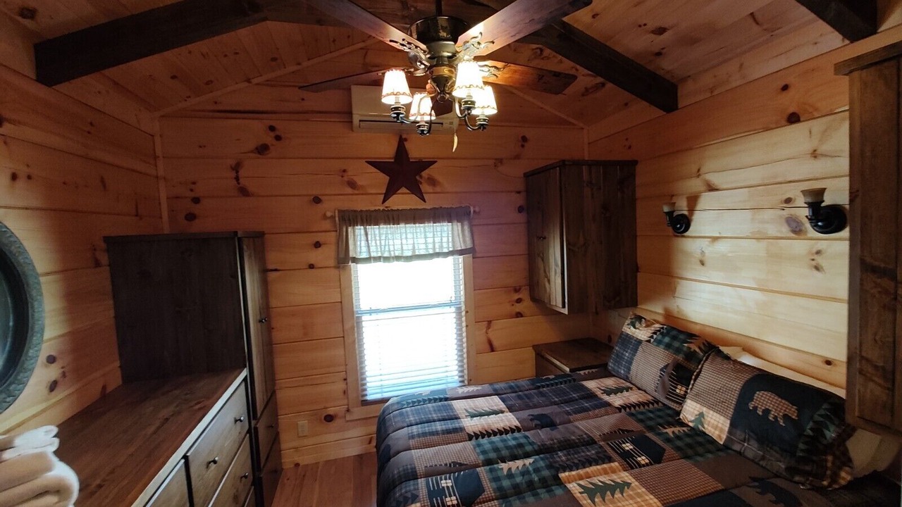 Photo of Bedroom in Andrews