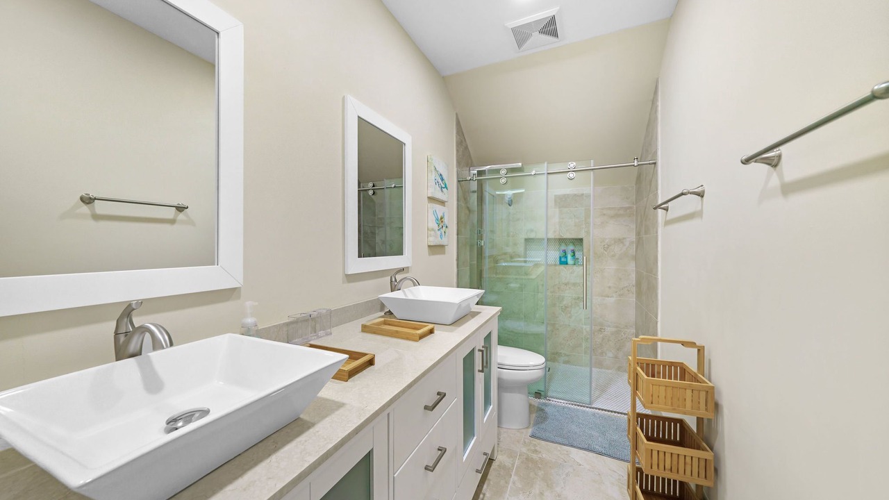 Photo of Bathroom in Spanish Wells