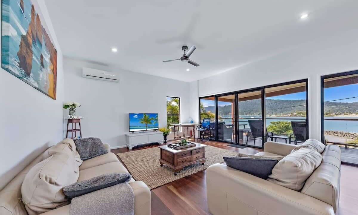 Photo of Livingroom in Airlie Beach