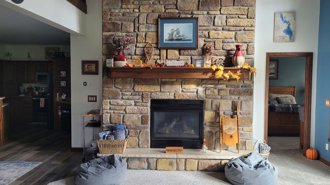 Photo of Livingroom in Clymer