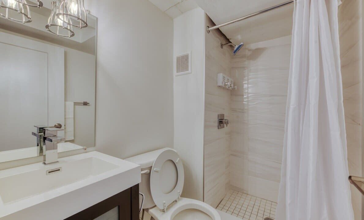 Photo of Bathroom in Temae