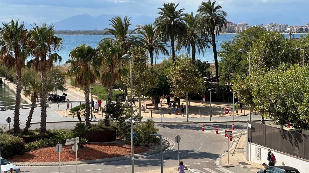 Photo of Others in Roses Town Center