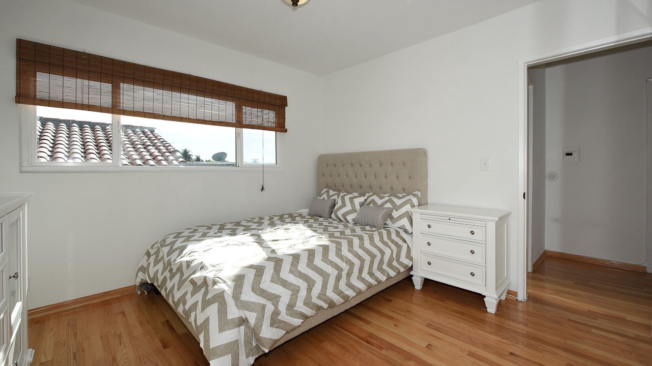 Photo of Bedroom in Mar Vista