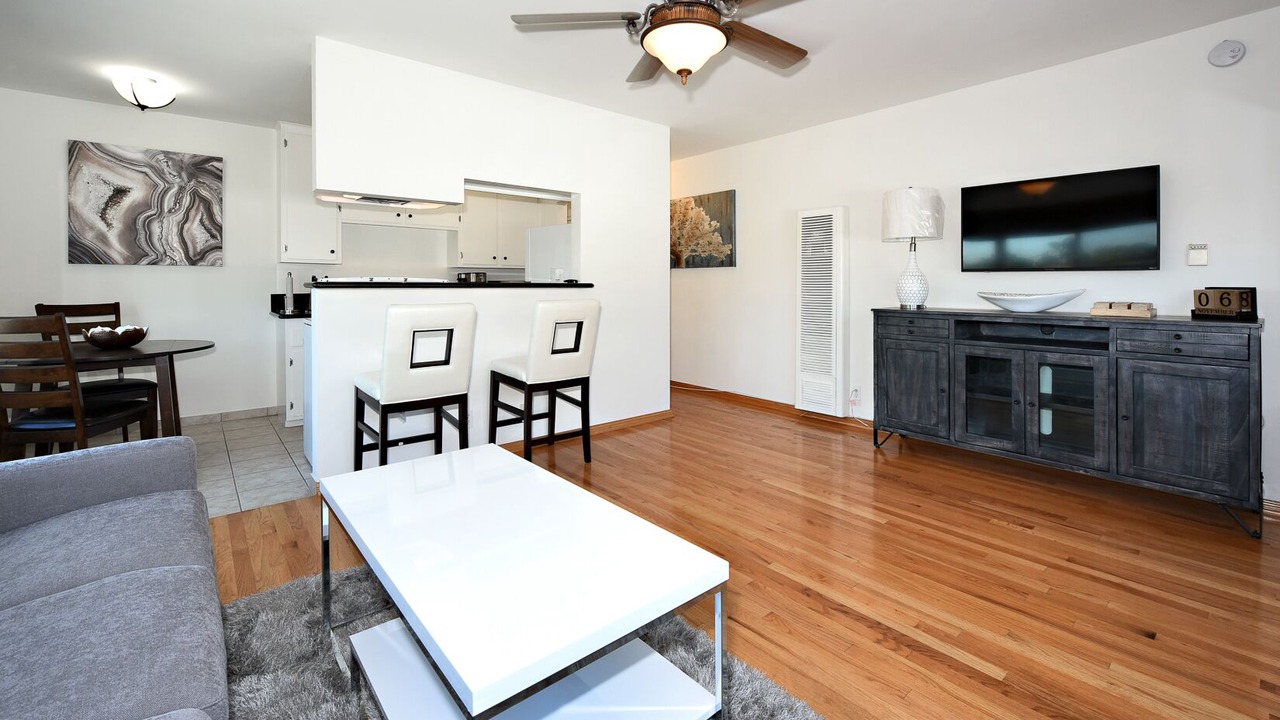 Photo of Livingroom in Mar Vista