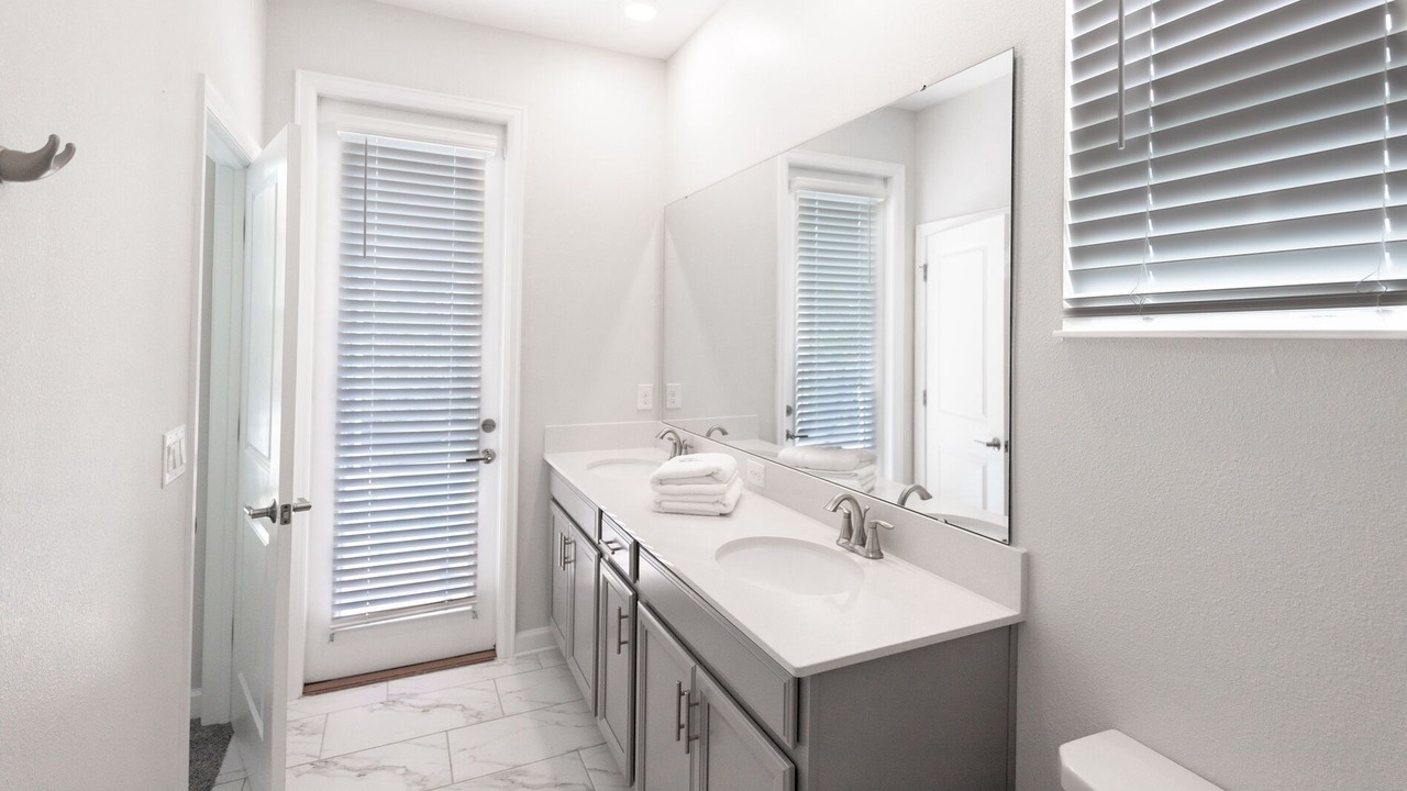 Photo of Bathroom in Four Corners