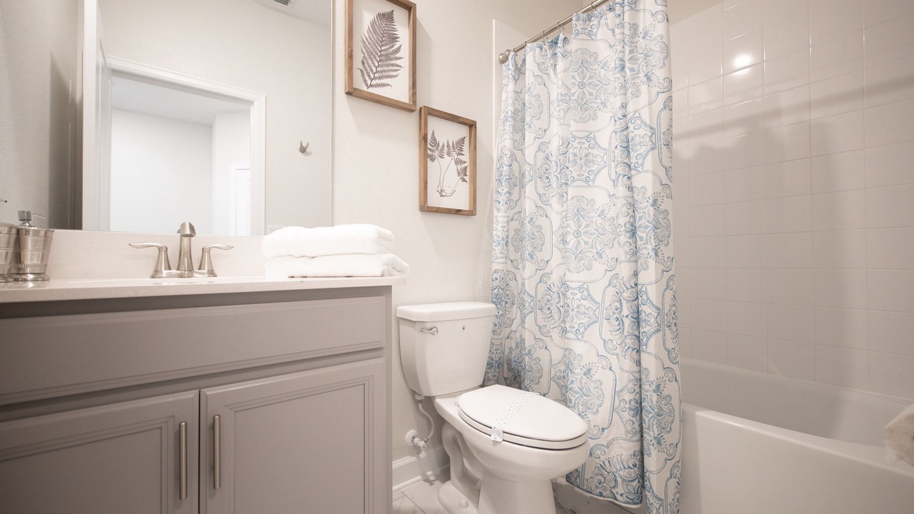 Photo of Bathroom in Four Corners