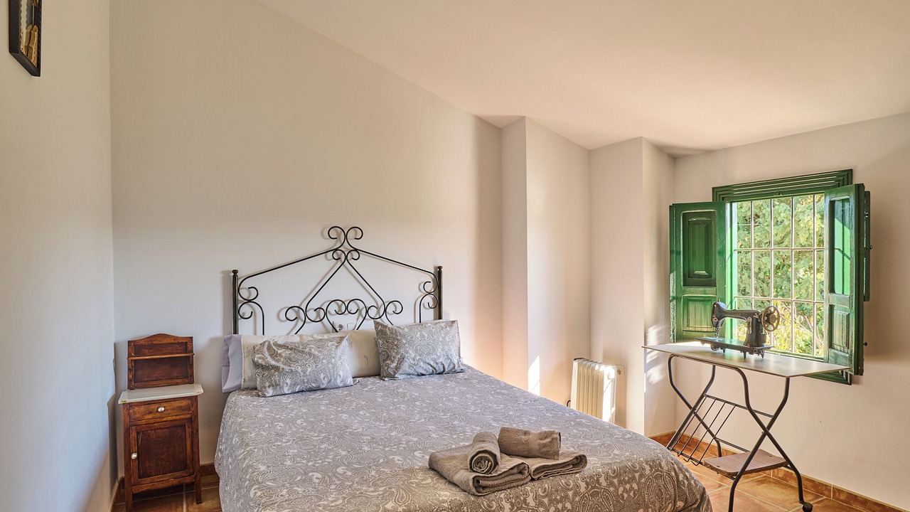 Photo of Bedroom in Iznajar