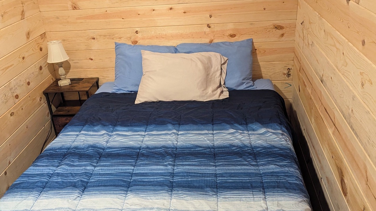 Photo of Bedroom in Titus