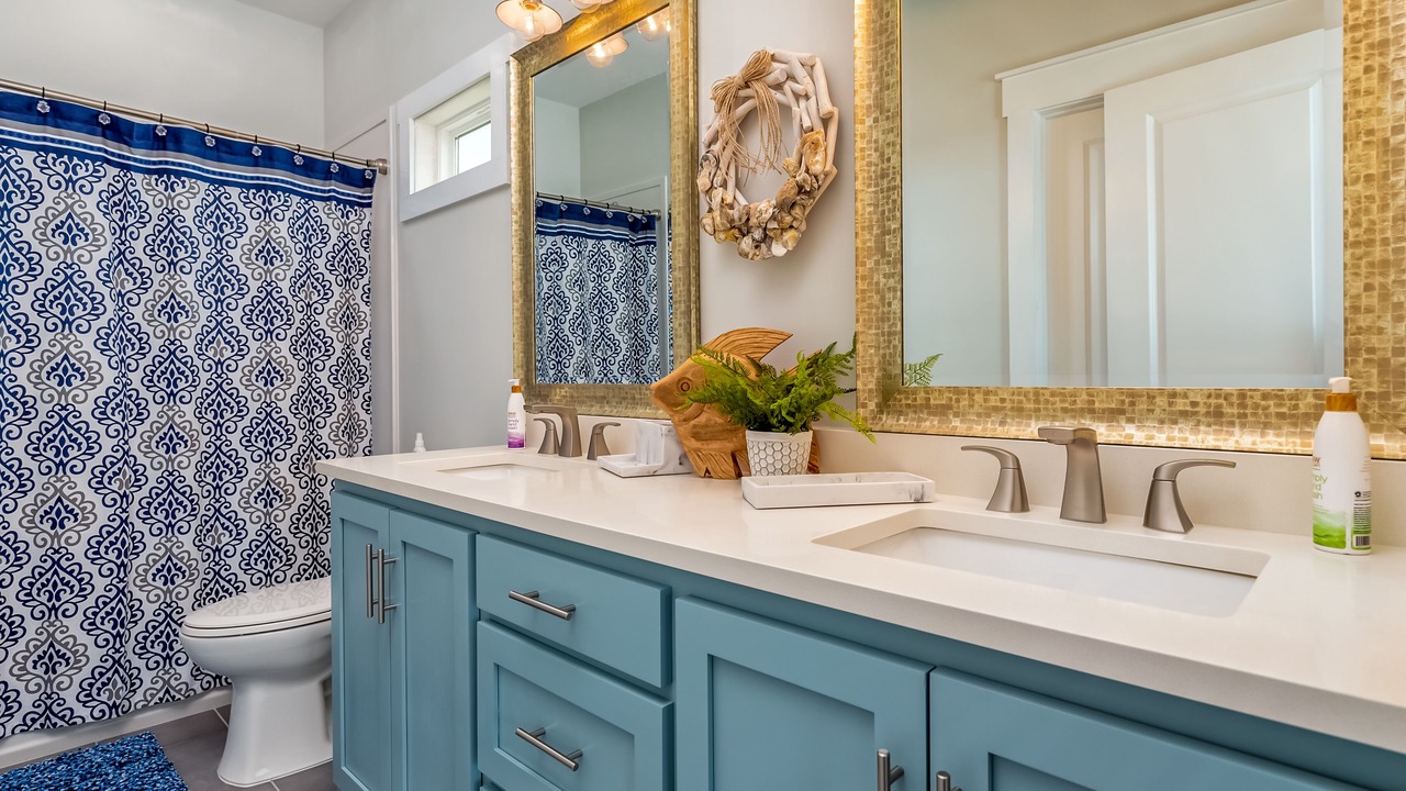 Photo of Bathroom in Dauphin Island
