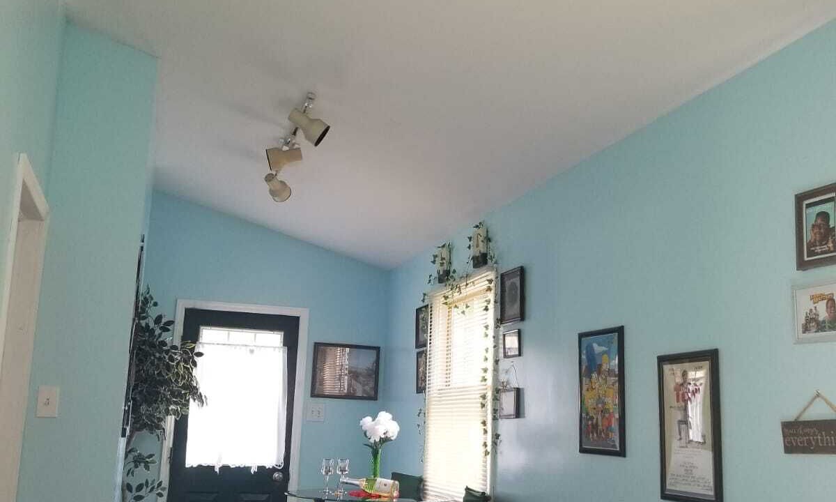 Photo of Livingroom in Jamestown