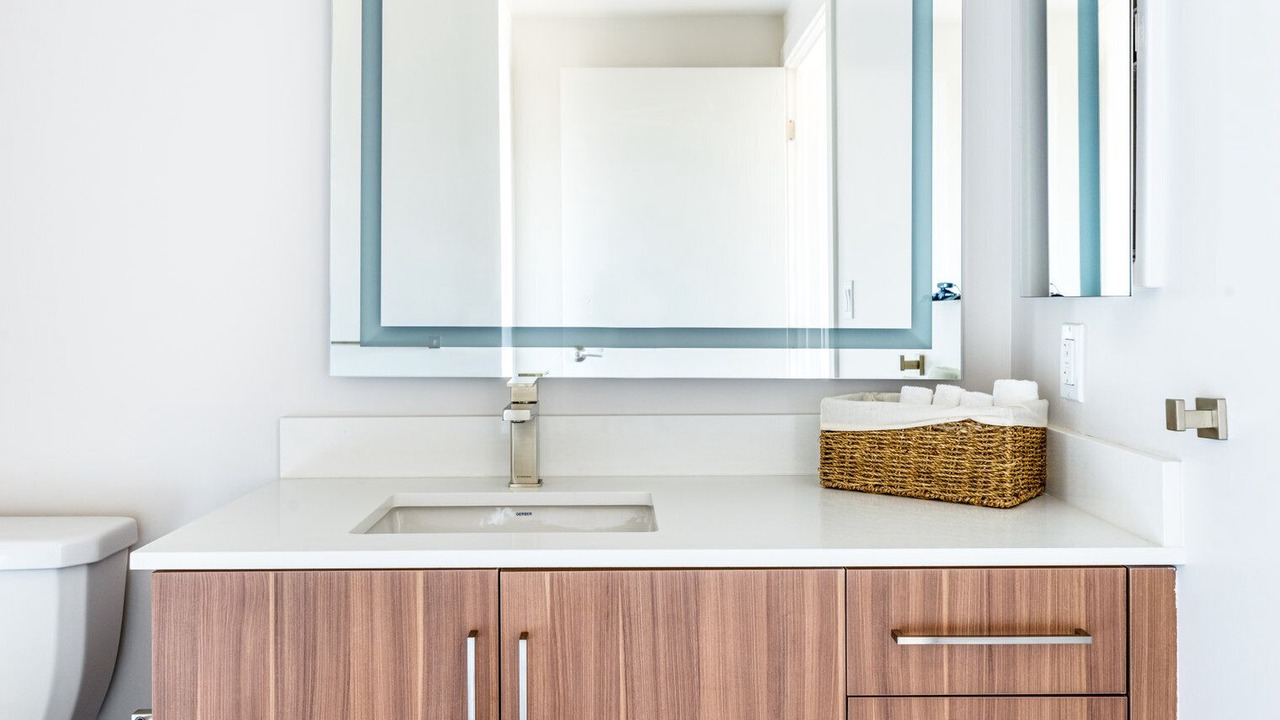 Photo of Bathroom in Downtown Oakland