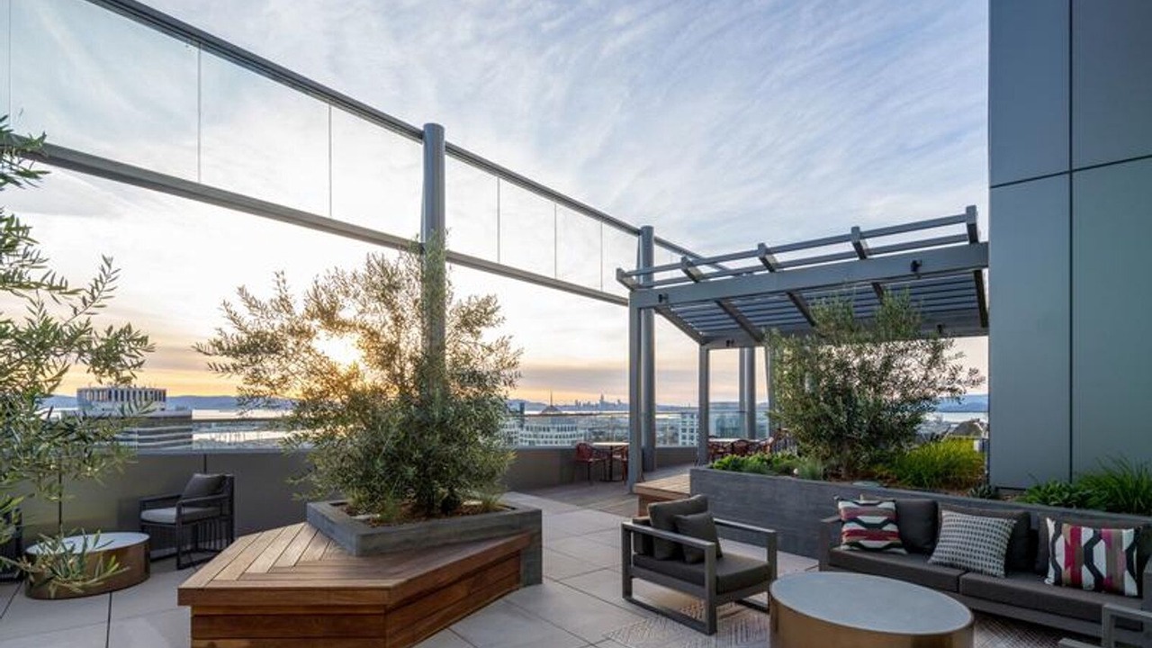 Photo of Patio Balcony in Downtown Oakland