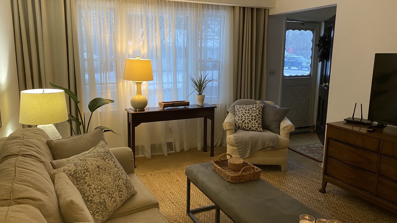 Photo of Livingroom in West Seneca