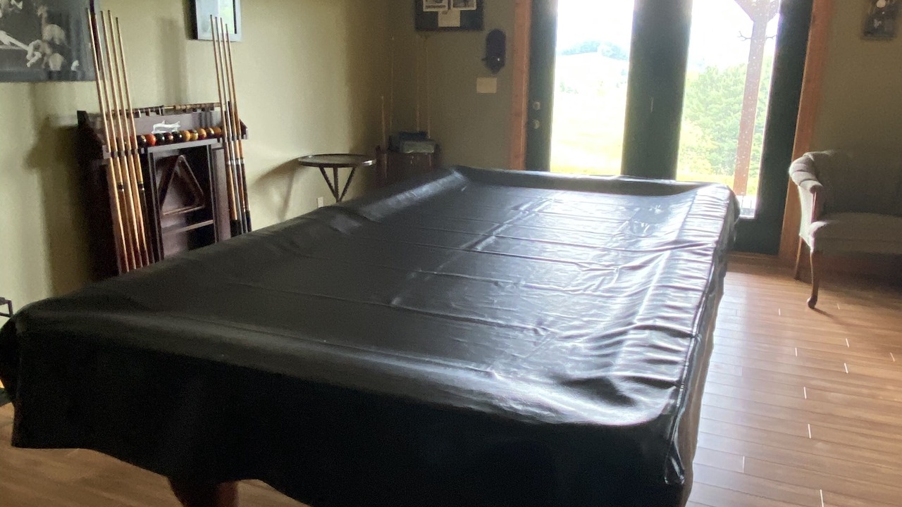 Photo of Bedroom in Mouth of Wilson