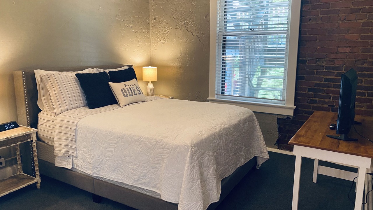 Photo of Bedroom in Jonesborough