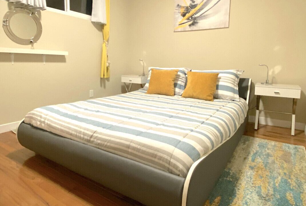 Photo of Bedroom in Belmont Shore