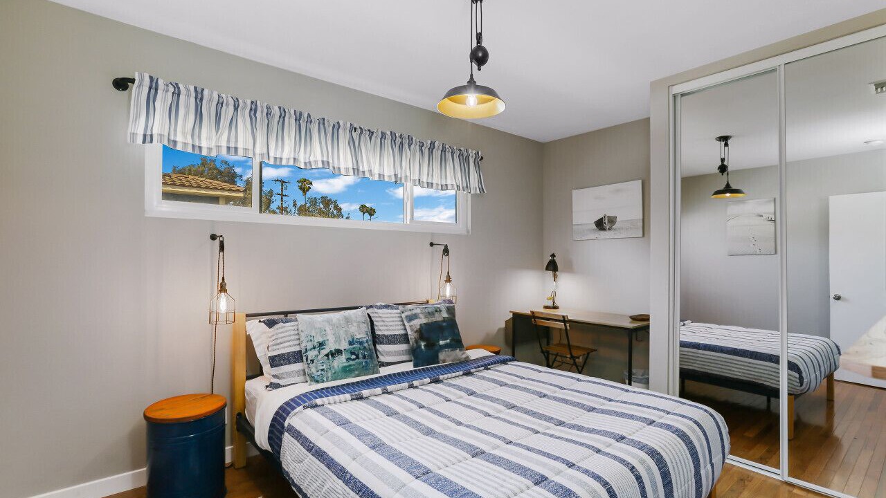 Photo of Bedroom in Belmont Shore