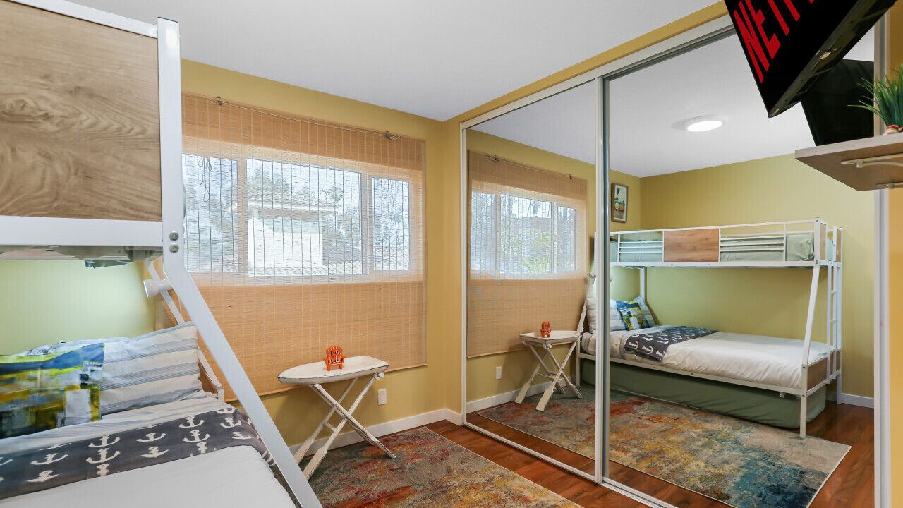 Photo of Bedroom in Belmont Shore