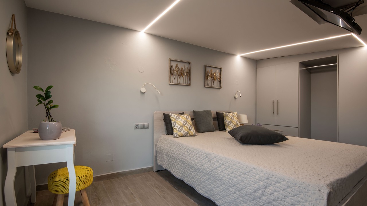 Photo of Bedroom in Monopari