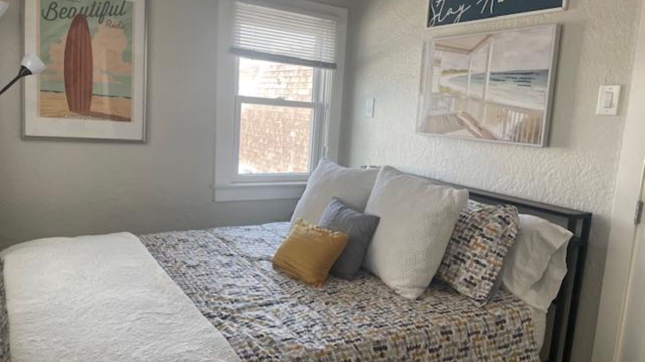 Photo of Bedroom in West Newport