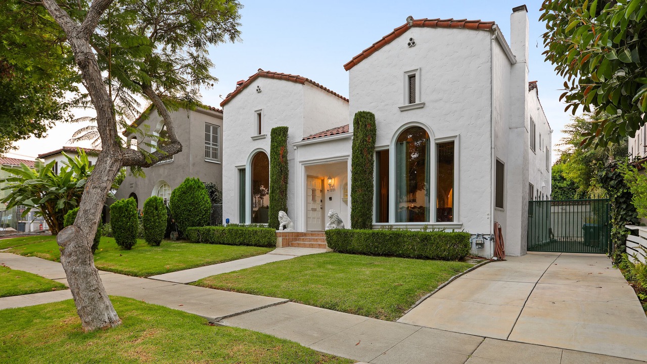 Photo of Outdoor in Mid City