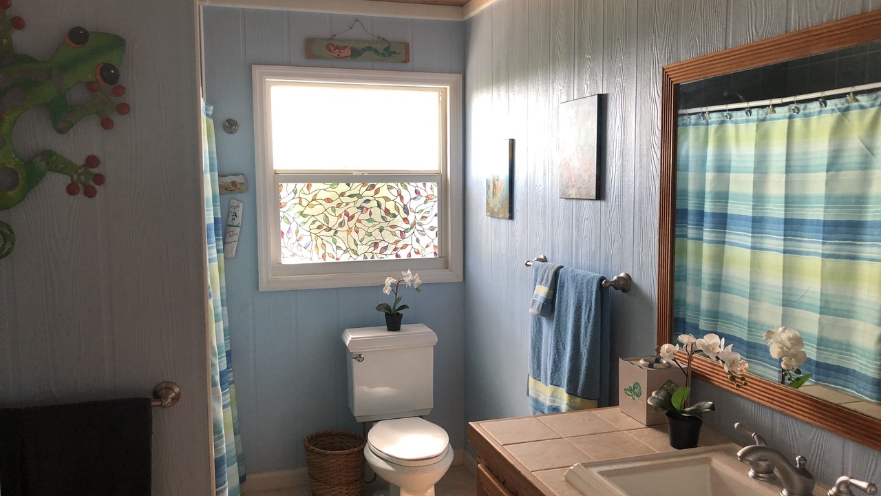 Photo of Bathroom in Salt Pond