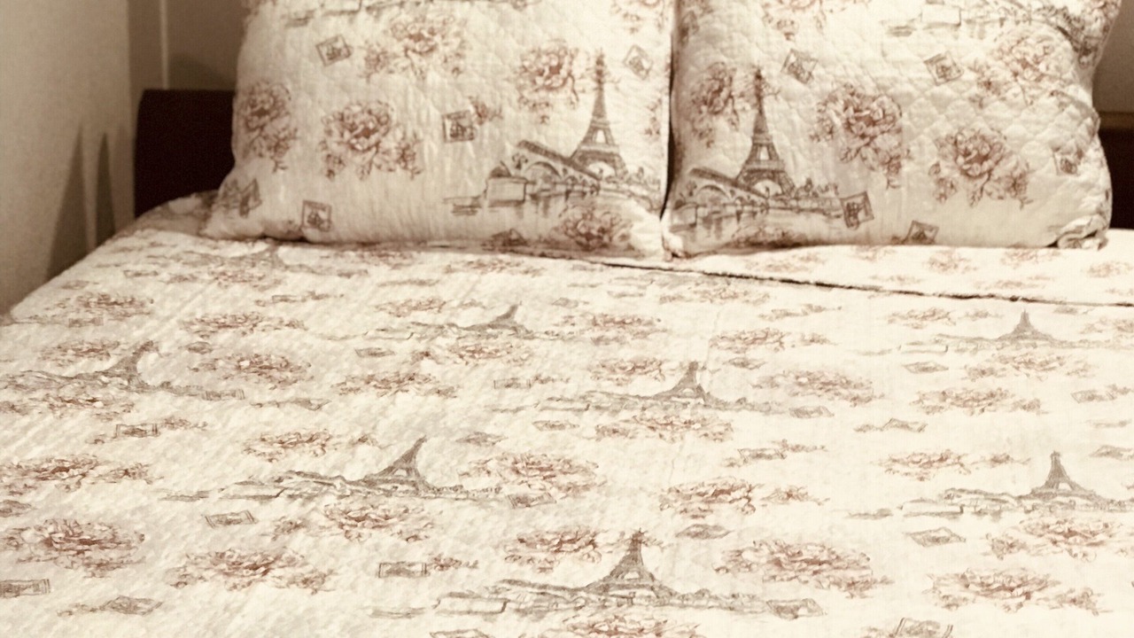 Photo of Bedroom in Hawthorne