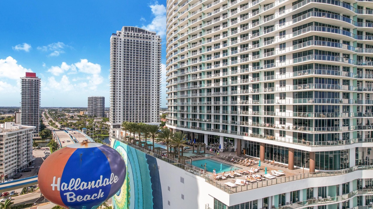 Photo of Outdoor in Hallandale Beach
