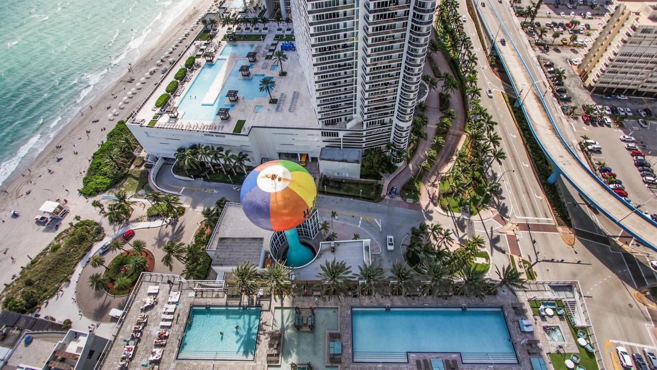 Photo of Outdoor in Hallandale Beach
