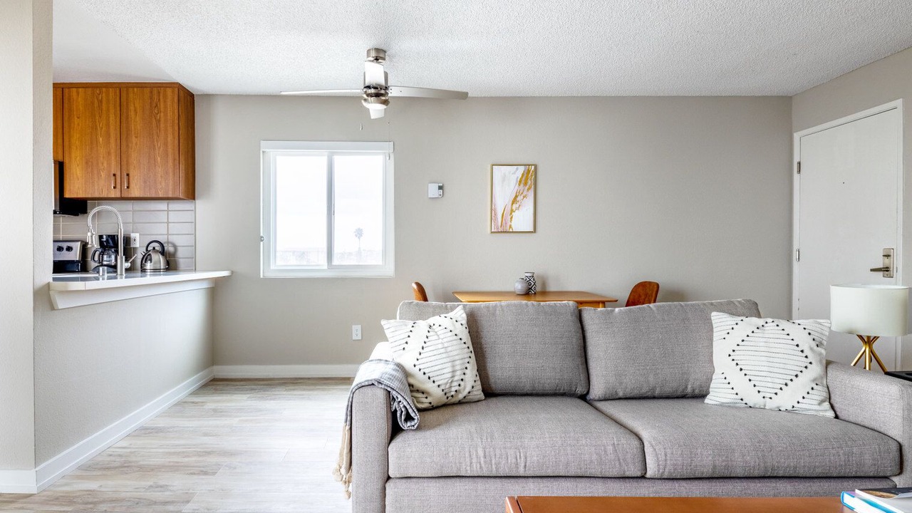 Photo of Livingroom in South Redondo
