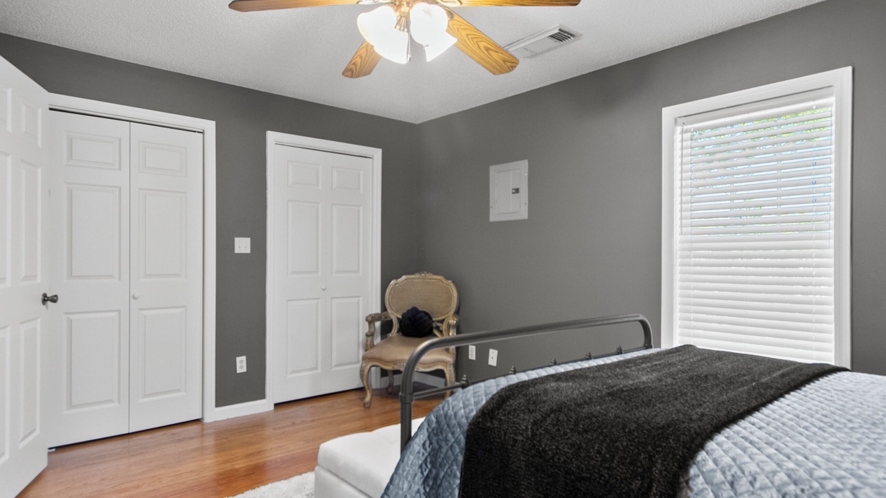 Photo of Bedroom in Tuscaloosa