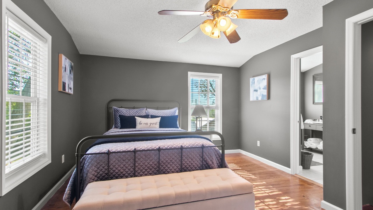 Photo of Bedroom in Tuscaloosa