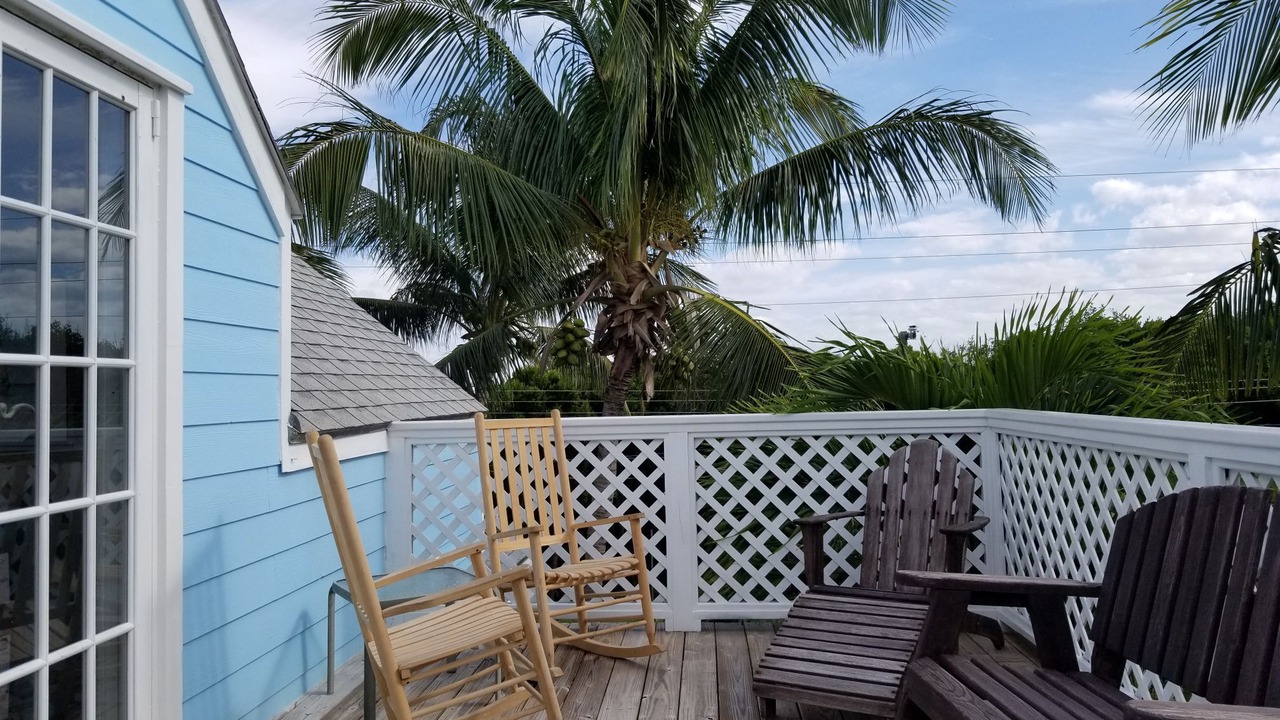 Photo of Patio Balcony in Dunmore Town
